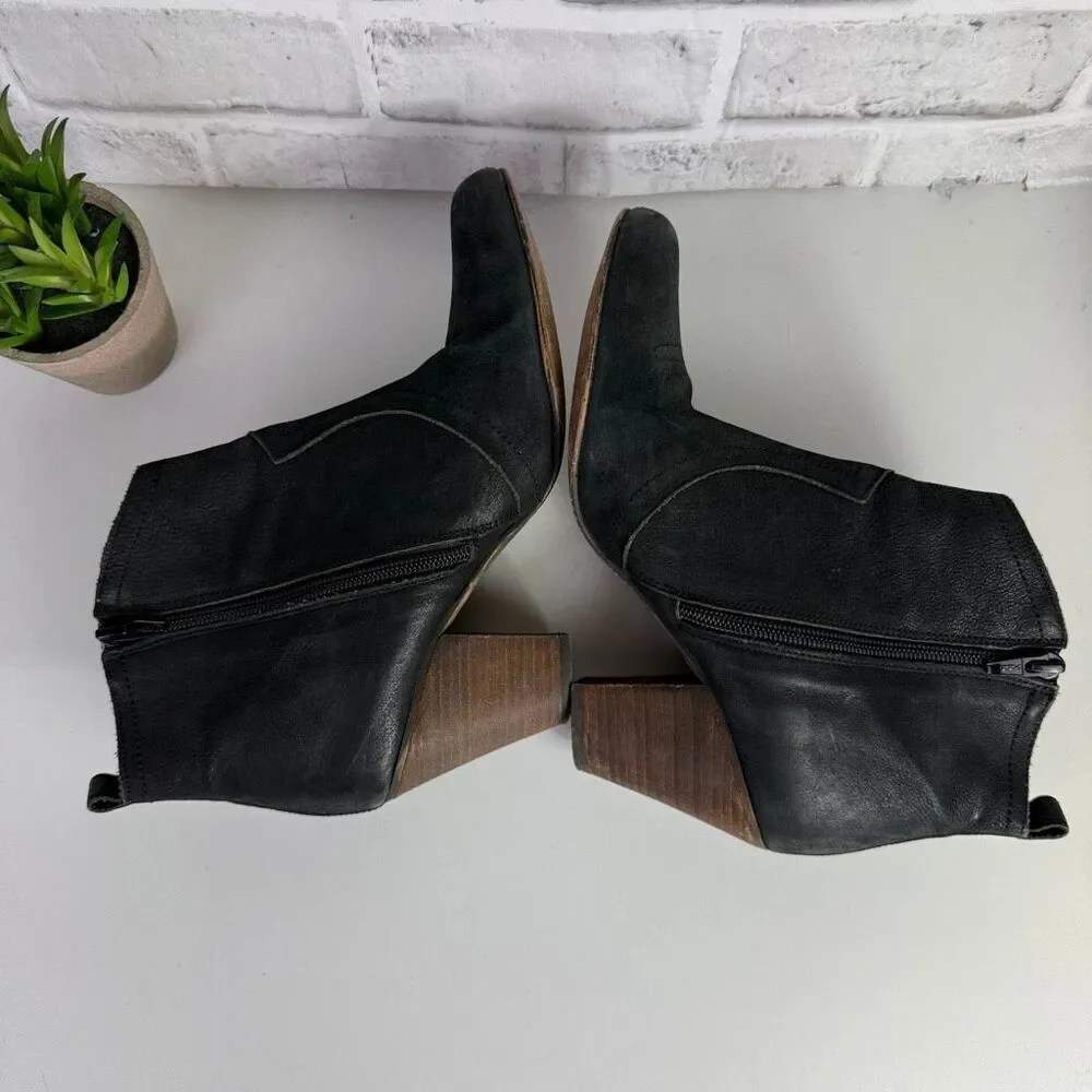 Firth Spain Black Leather Cowgirl Ankle Booties Size 40/8.5